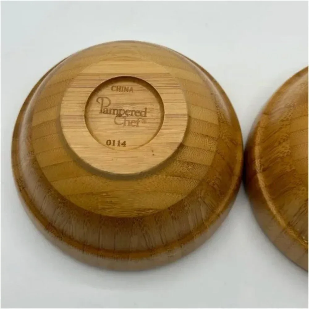 Pair of Pampered Chef Bamboo Party Snack Bowls